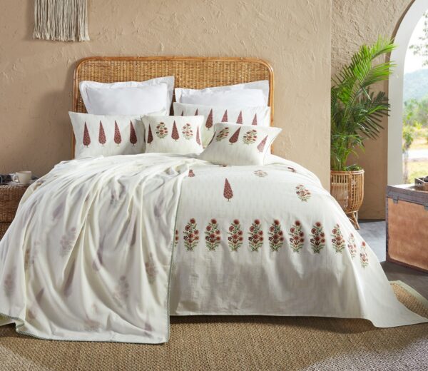 Bedding sets